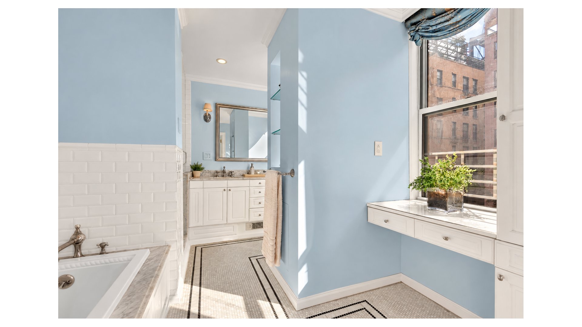 425 East 51st Street Beekman Place New York NY 10022