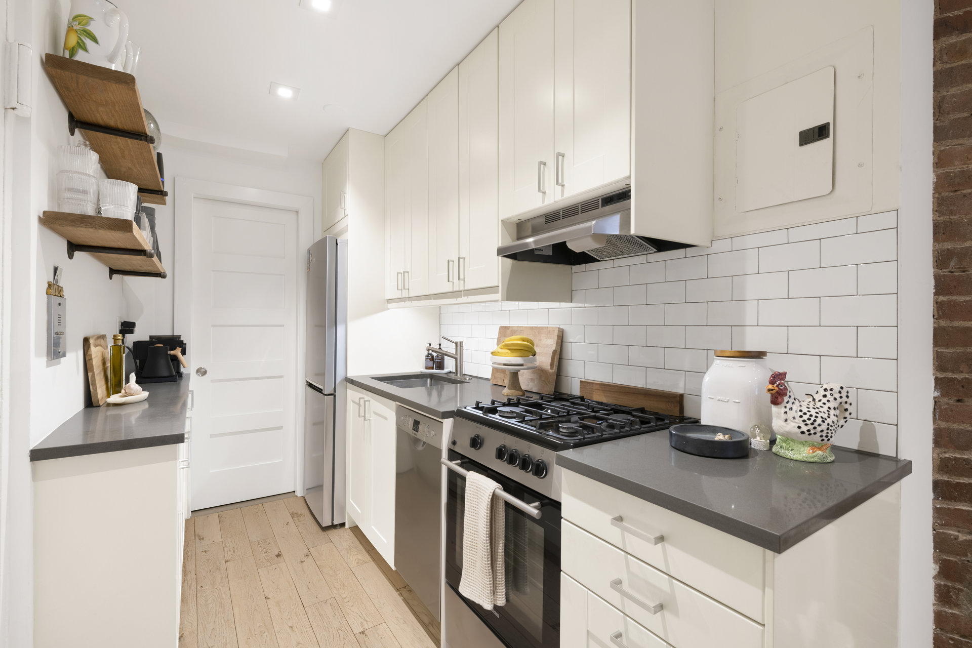 15 Jones Street 1G Greenwich Village New York NY 10014