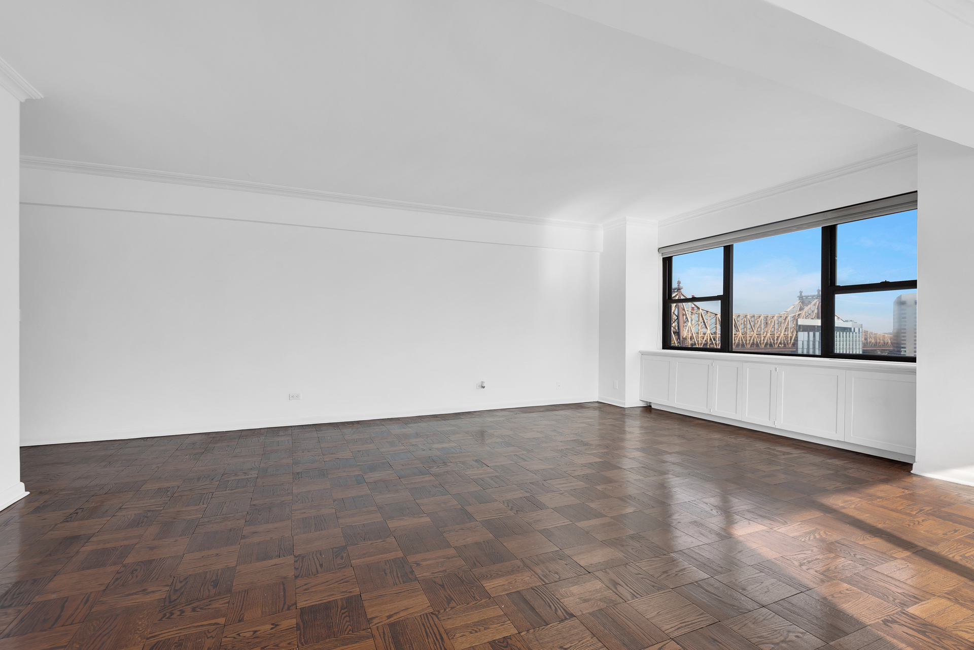 25 Sutton Place South 20G Sutton Place New York NY 10022