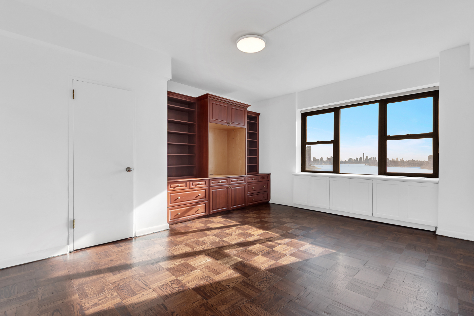 25 Sutton Place South 20G Sutton Place New York NY 10022