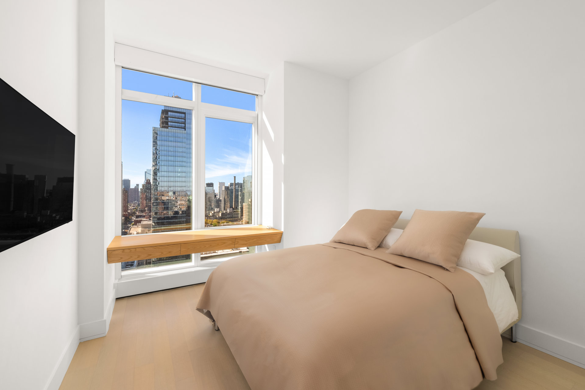 200 Amsterdam Avenue 25A Lincoln Square New York NY 10023