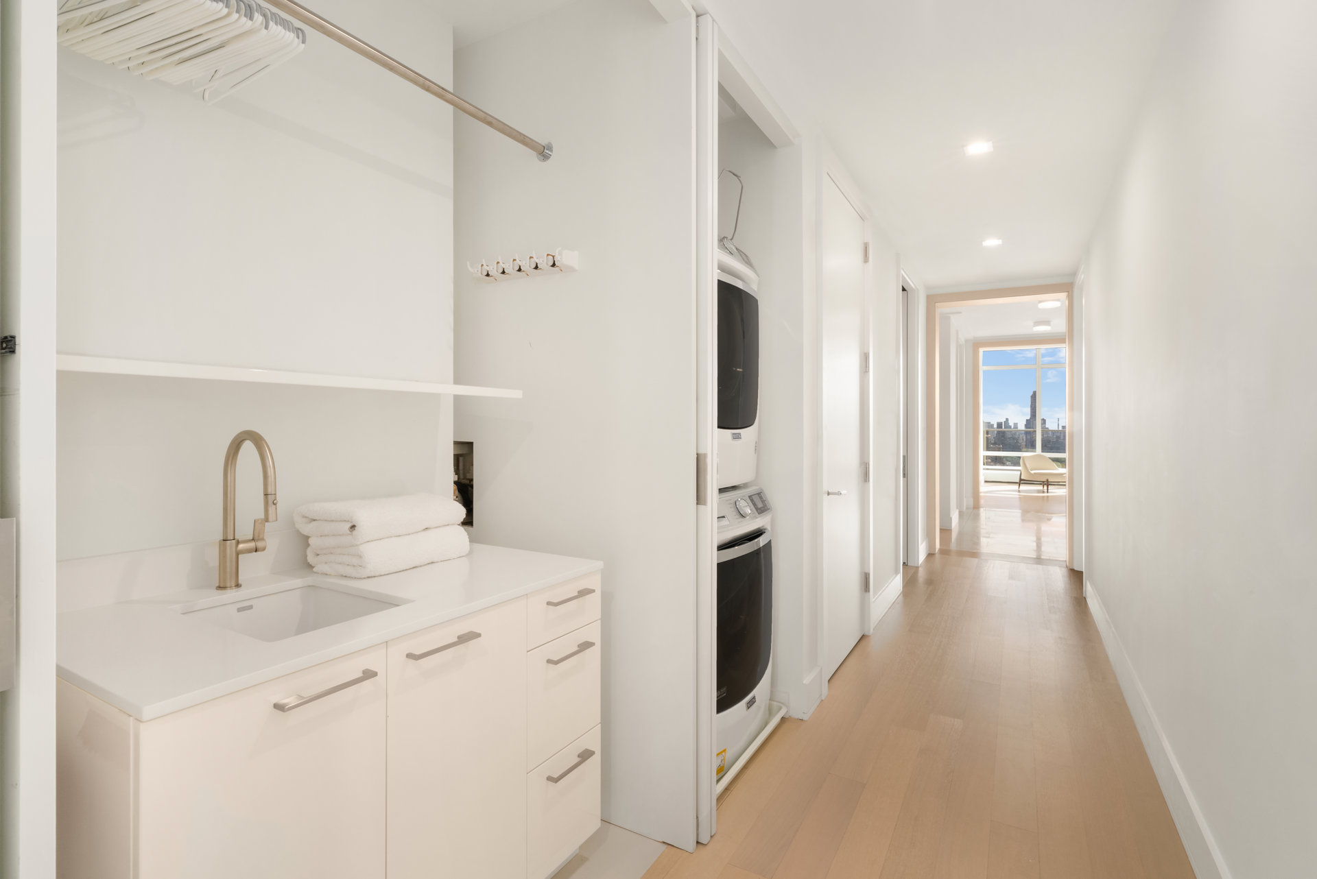 200 Amsterdam Avenue 25A Lincoln Square New York NY 10023