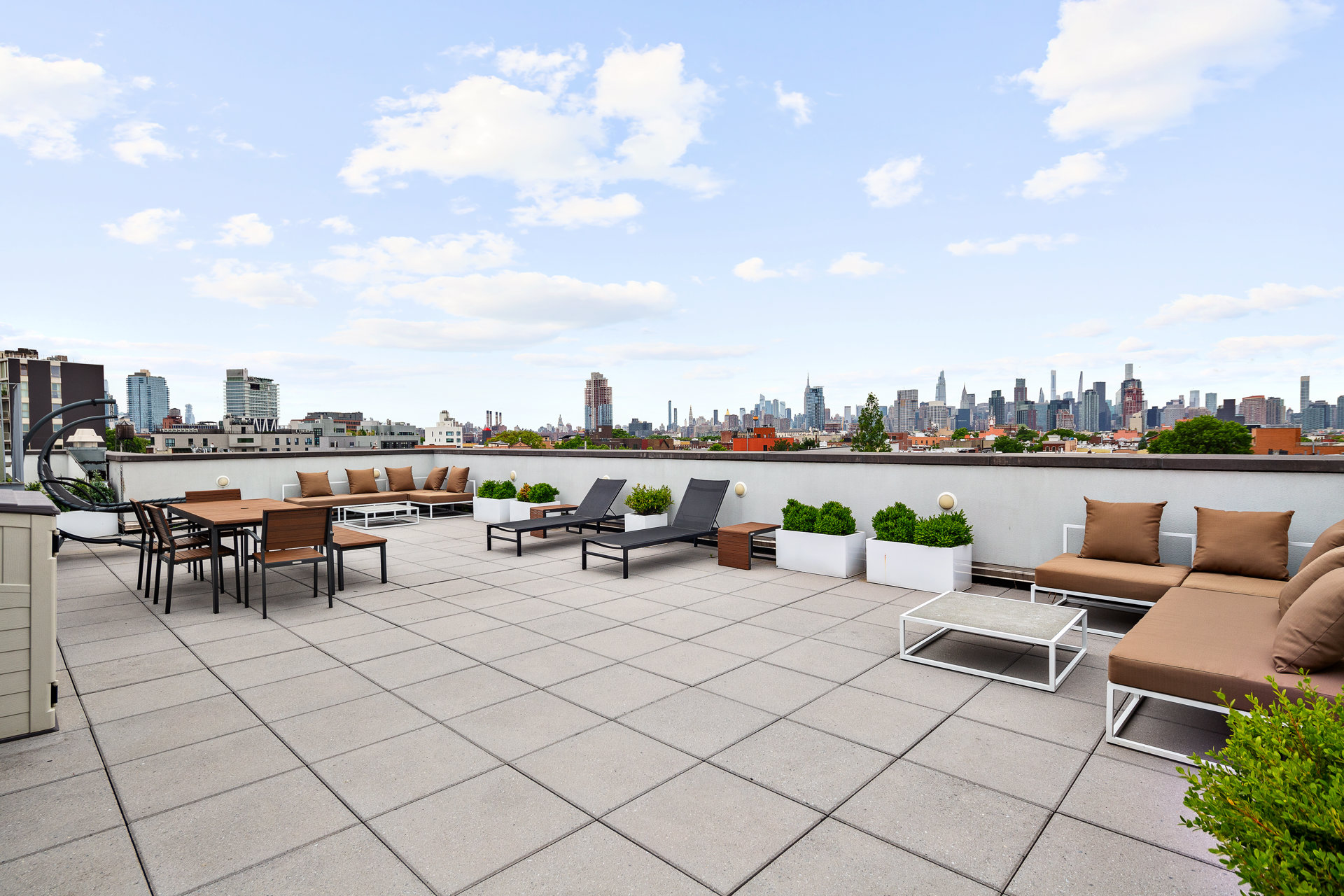247 Driggs Avenue PH5C Greenpoint Brooklyn NY 11222