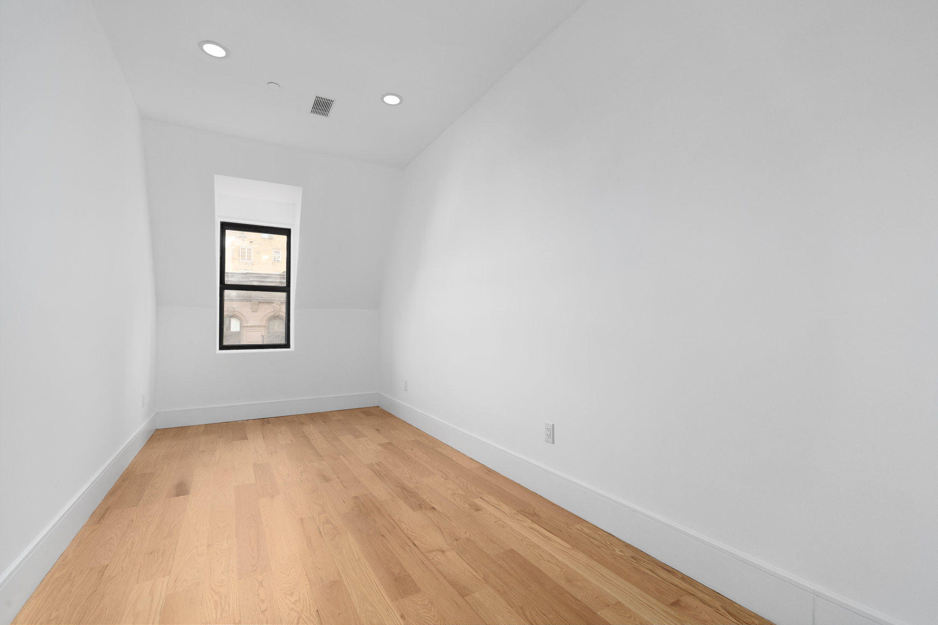 8 West 87th Street Central Park West New York NY 10024