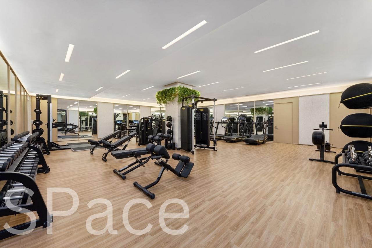 215 West 28th Street Chelsea New York NY 10001