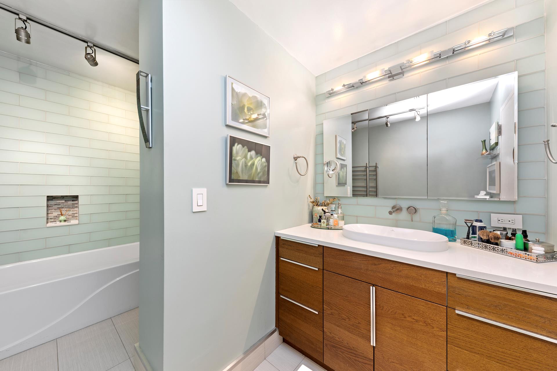 137 East 36th Street 5B Murray Hill New York NY 10016