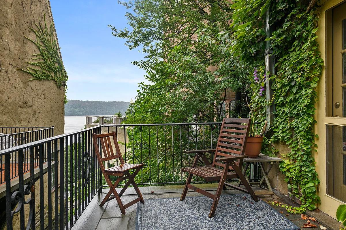 2501 Palisade Avenue H2 Spuyten Duyvil Bronx NY 10463