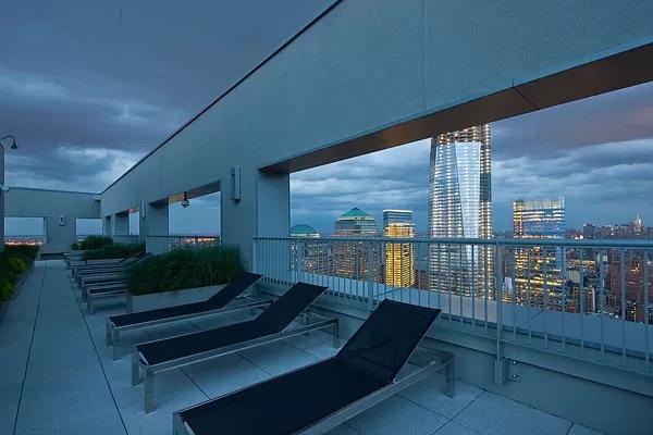 123 Washington Street 42D Financial District New York NY 10006